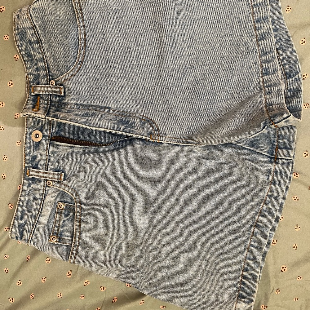 UK VINTAGE DENIM mom shorts